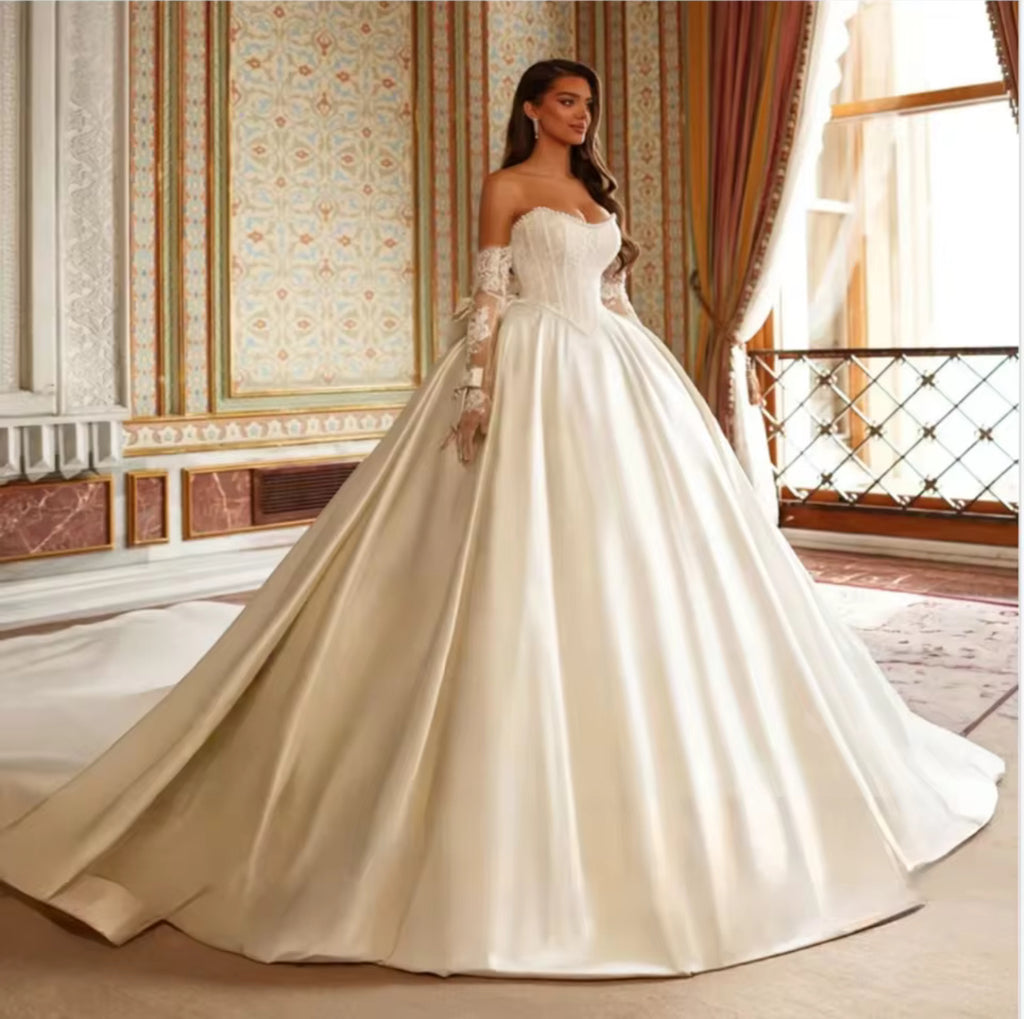 Robe de mariée Mélanie – Satin, manches longues, style princesse✨